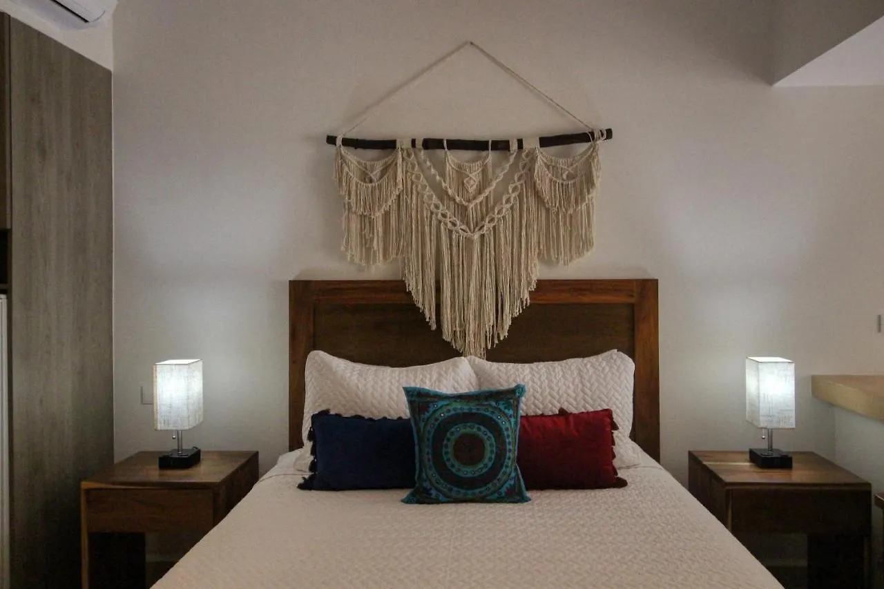 Hotel Syrena 503 Playa del Carmen Messico