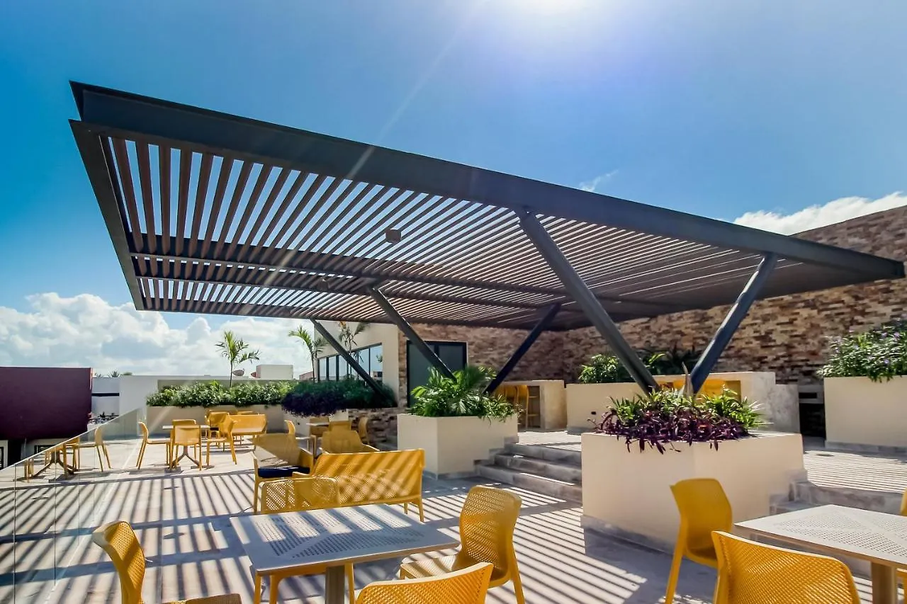 Hotel Syrena 503 Playa del Carmen Messico